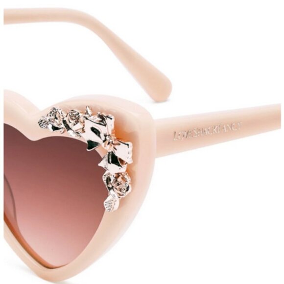 💕LOVESHACKFANCY💕 Amalia Heart Sunglasses ~ Golden Peach NWT - Picture 6 of 16